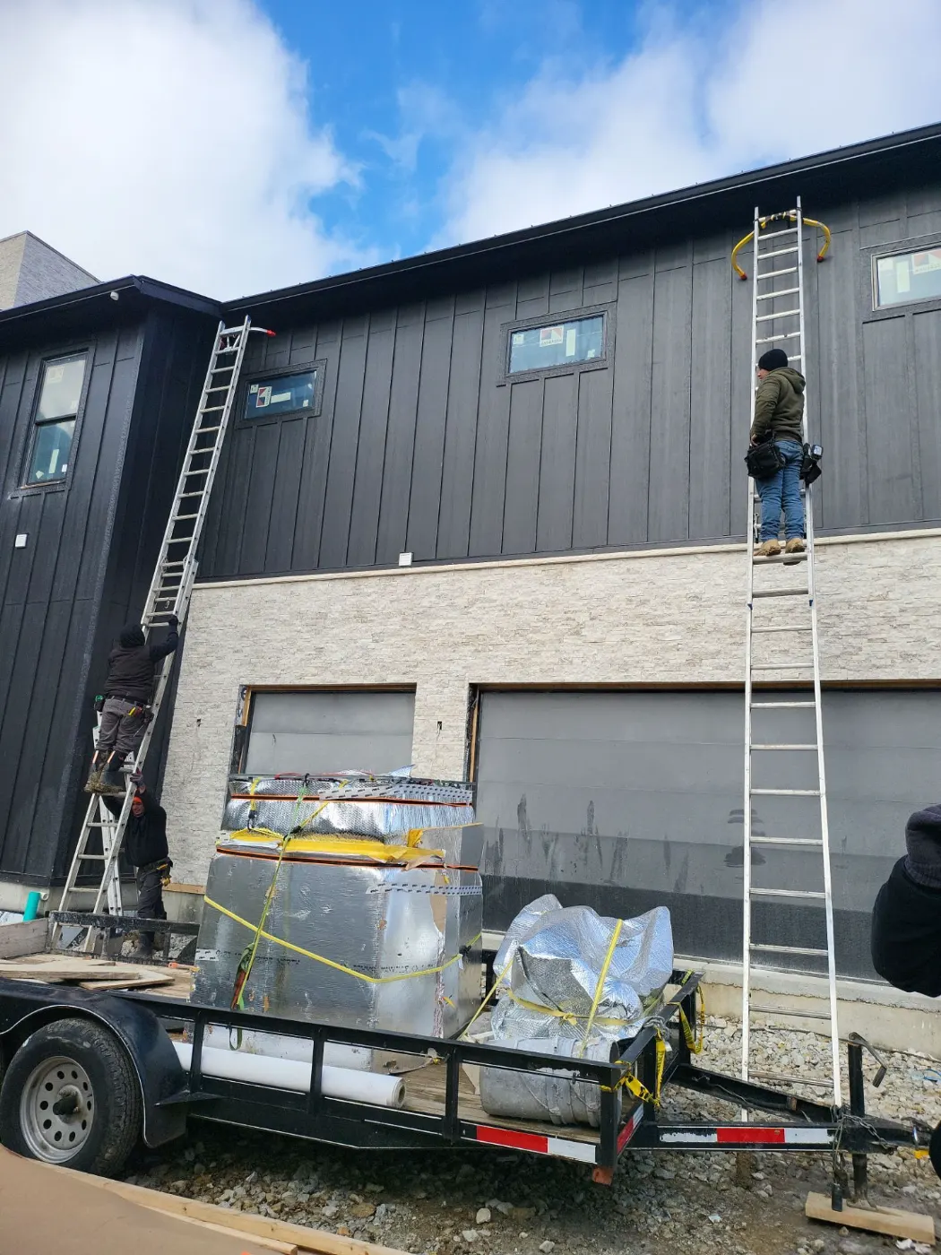 Siding by Keeneland Park Siding Company near Meridian Hills, IN